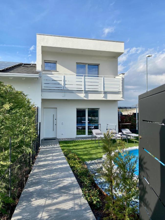 Villa Carlotta Salionze Exteriör bild