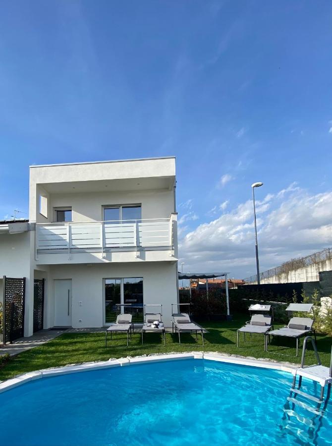 Villa Carlotta Salionze Exteriör bild